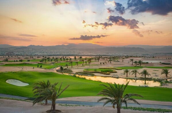 Golf - Ayla Golf Luxury Chalet with Pools access for Families Only--2 min from downtown (Aqaba)