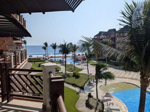 1333 Marino, 6th floor Ocean Front 2 bedroom