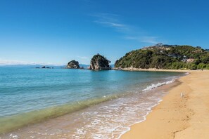 Beach - Aloha Little Kaiteriteri (Kaiteriteri)