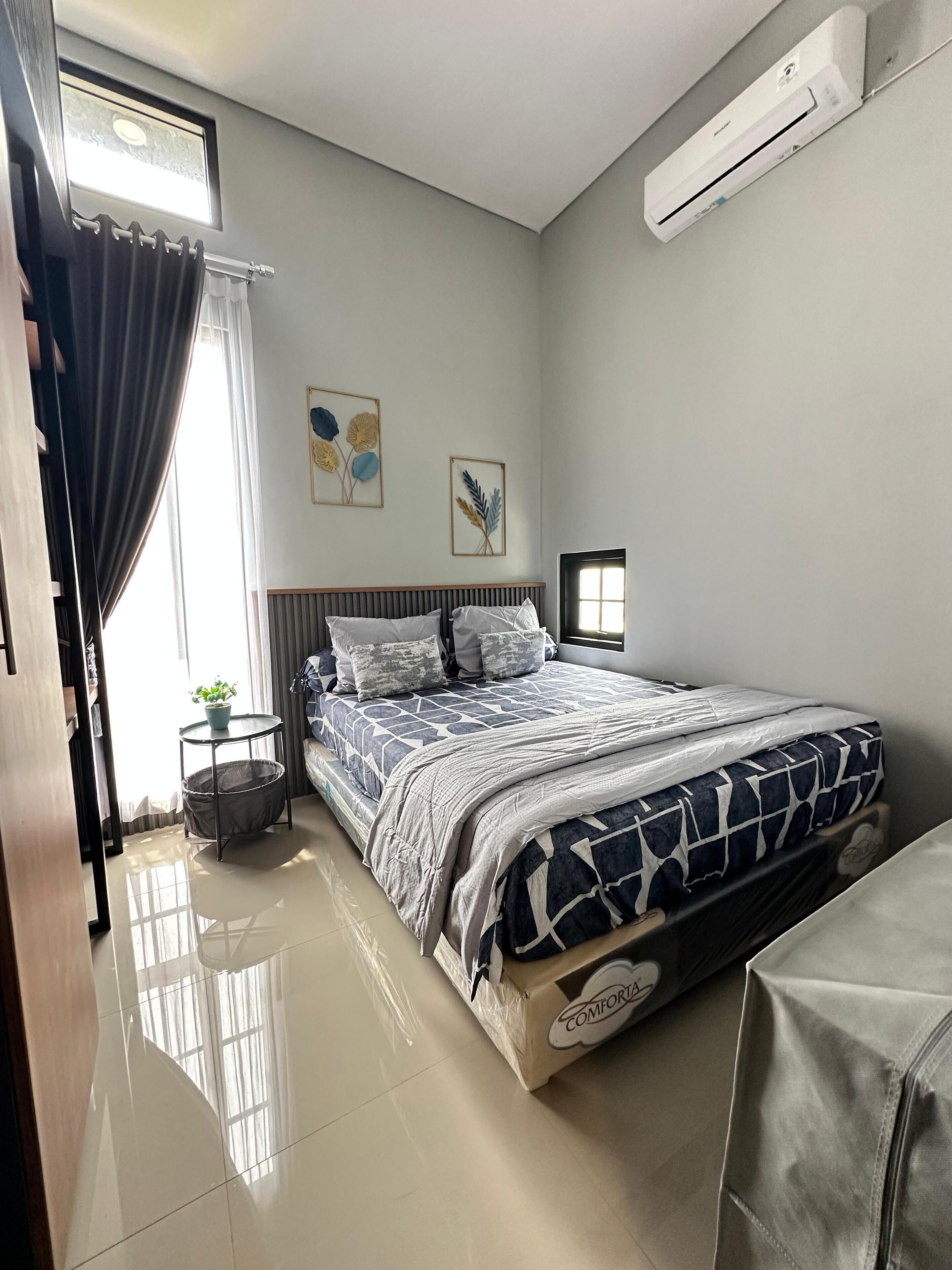 Family Villa, 4 Bedrooms | Desk, laptop workspace, free WiFi