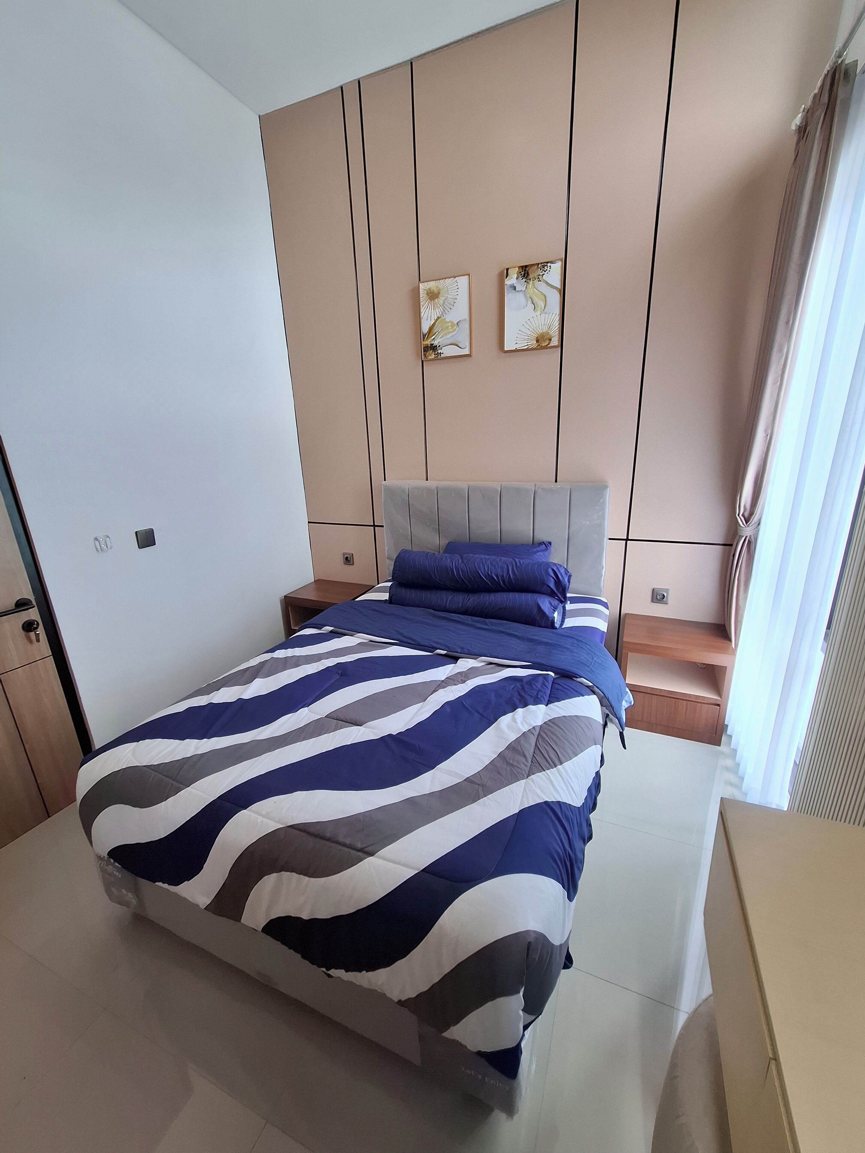 Classic Villa, 2 Bedrooms | Desk, laptop workspace, free WiFi