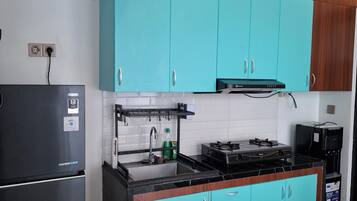 Classic Villa, 2 Bedrooms | Private kitchen