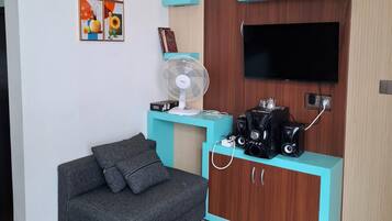 Classic Villa, 2 Bedrooms | Living area