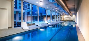 Pool - 3BR Retro CBD Retreat • Pool, Views & Free Parking (Melbourne)