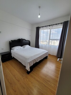 4 Schlafzimmer, Bügeleisen/Bügelbrett, WLAN, Bettwäsche