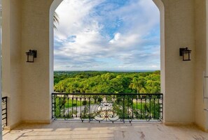 Interior - Paradise Hills Mansion (Puerto Plata)