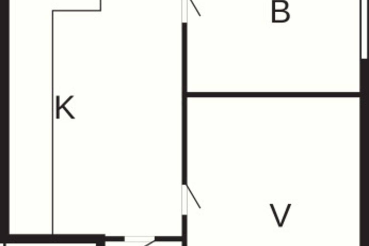 Een plattegrond met aangeduide kamers: SP, O, B, K, V en OT.