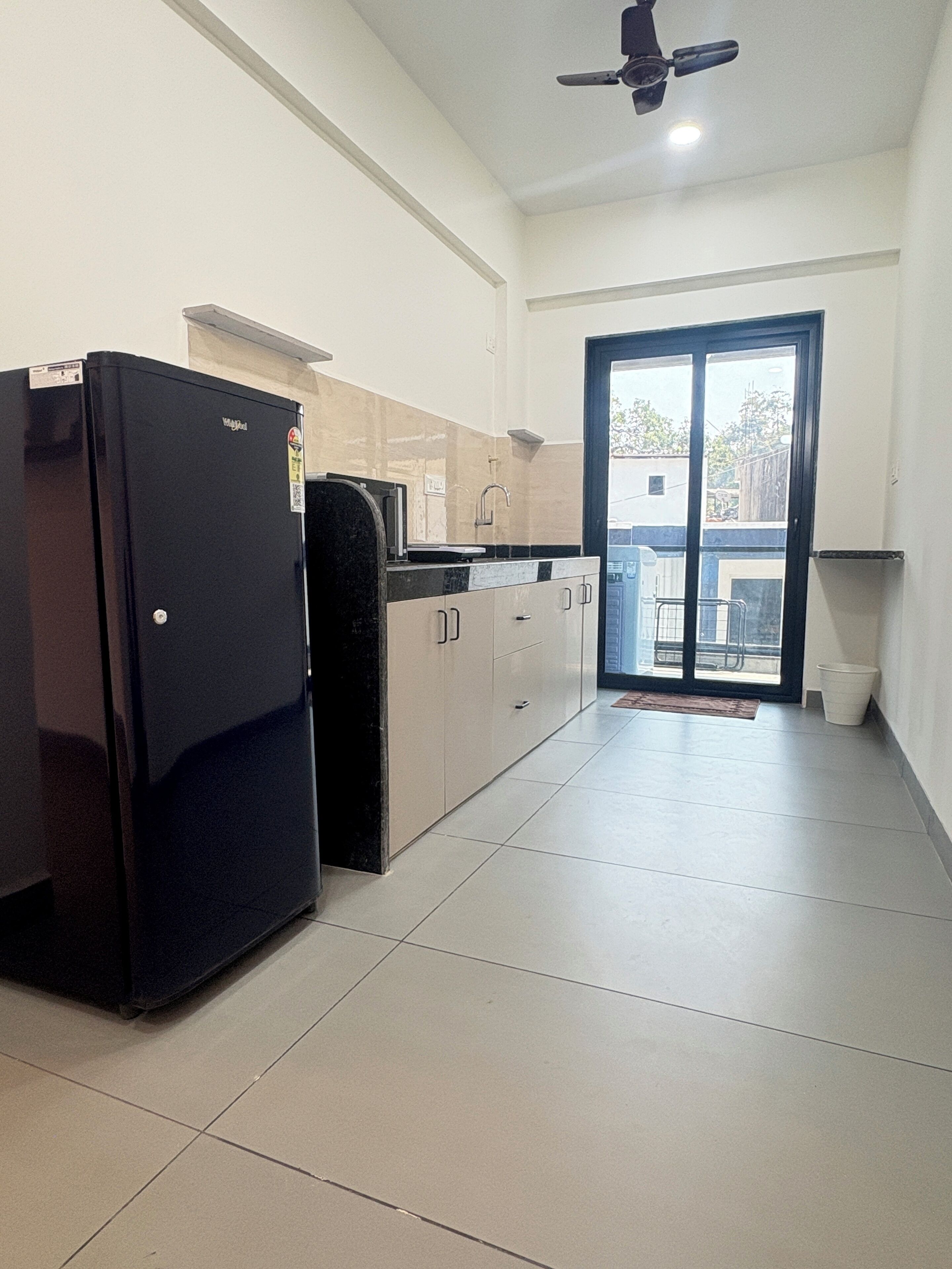 豪華公寓 | 私人廚房 | 雪櫃、微波爐、廚房用具/餐具/器皿