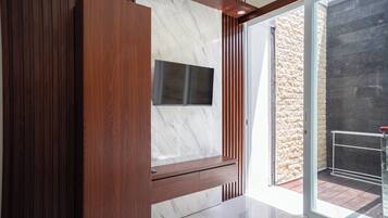 Deluxe Studio | Interior