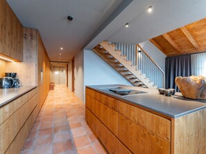 Fridge, microwave, oven, stovetop - Composite penthouse with shared wellness (Piesendorf)