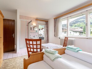 Internet - Large Holiday Home Fügen for Groups (Fügen im Zillertal)