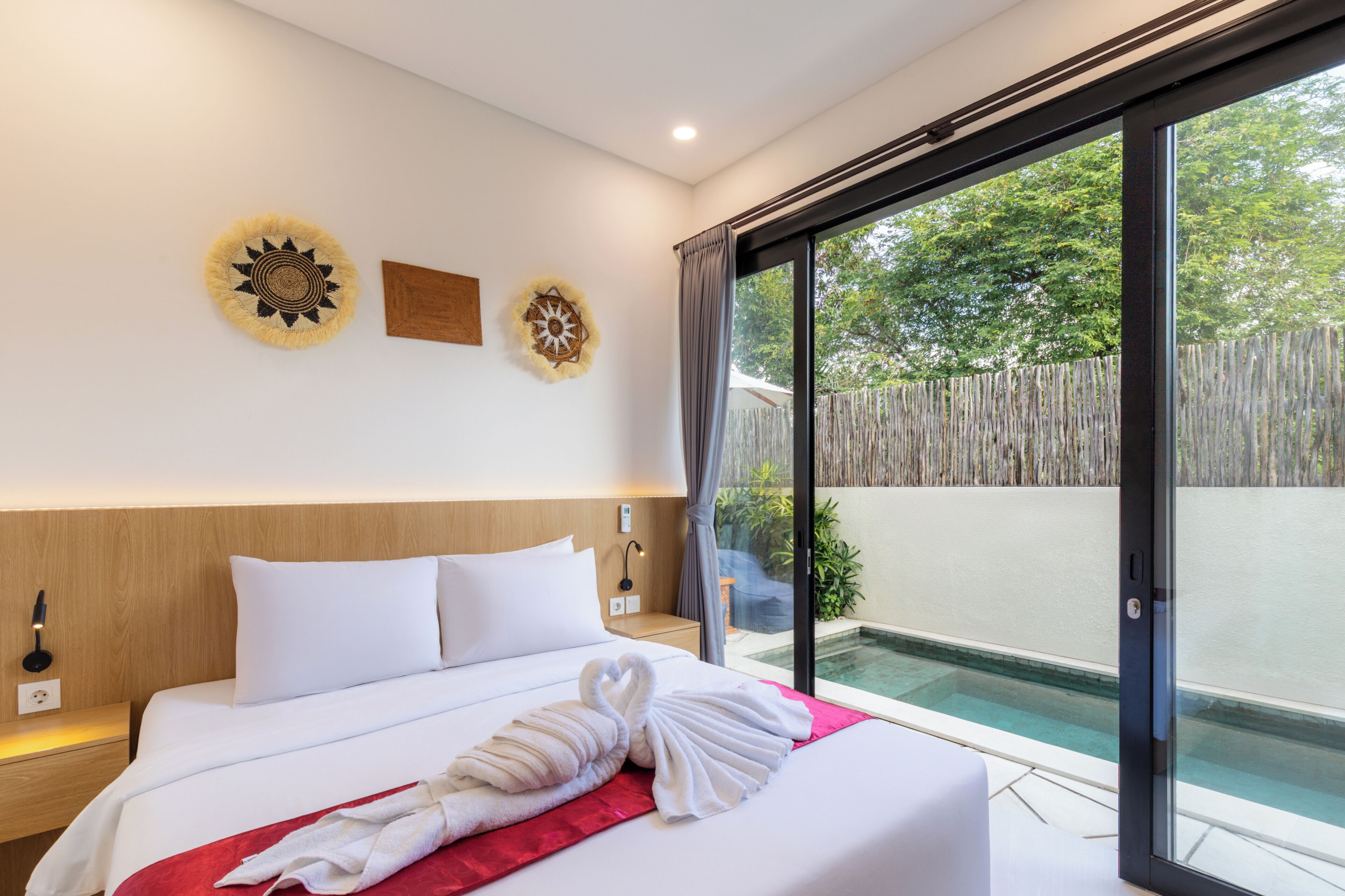 Villa, 2 Bedrooms, Pool View | In-room safe, iron/ironing board (on request), WiFi (free), bed sheets