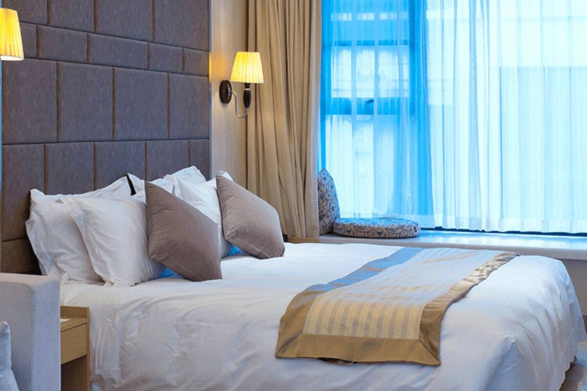 Kamar Double Deluks, pemandangan gunung | Brankas, meja kerja, setrika/meja setrika, dan Wi-Fi gratis