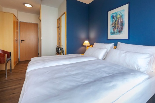 Bedroom. Interior and views may vary based on location and availability.