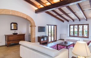 TV, DVD player - Stunning home in Arta with outdoor swimming pool (Arta)