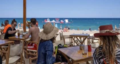 Luxury Safari Tent for 5 in Begur