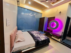 Double Room | Desk, free WiFi - Hotel SK Plaza (Bhilwara)