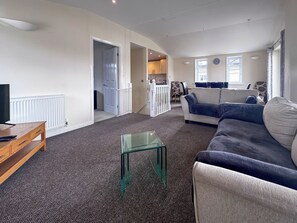 TV - 3 bedroom accommodation in Wisbech (Wisbech)