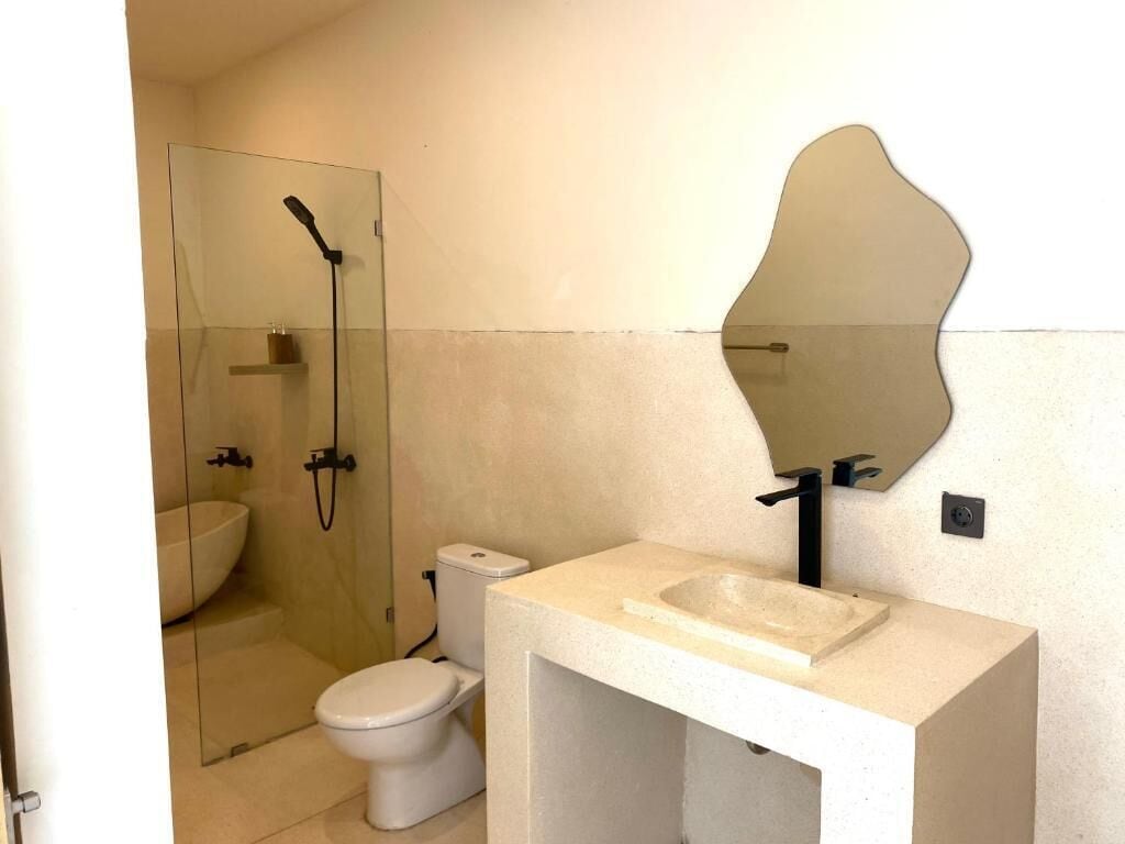 Room, Garden View | Bilik Mandi | Pancuran mandi, kelengkapan dandanan diri percuma, pengering rambut 