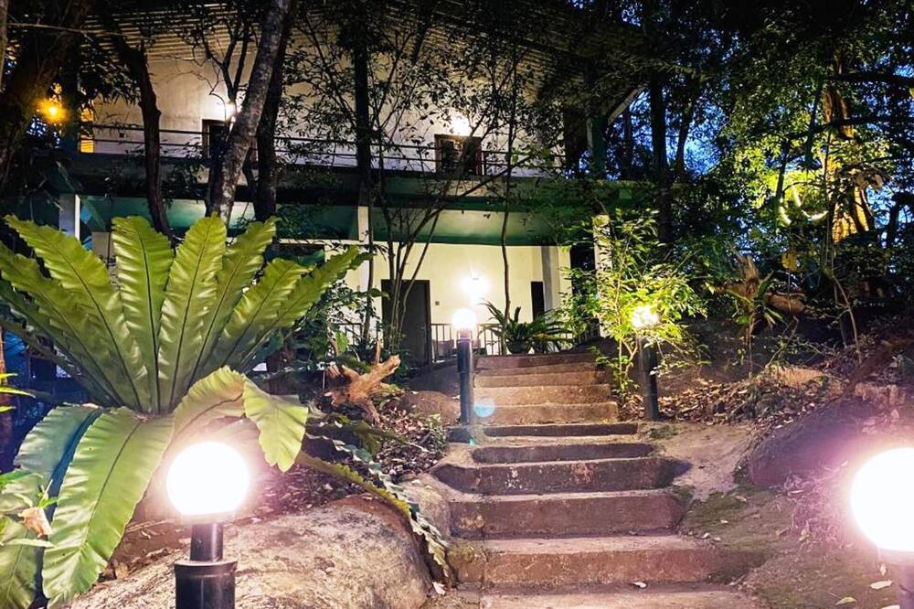 Green House Hotel