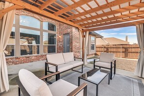 Terrace/patio - Modern Home w/ Office: Near Parks, Lake & Golf! (Little Elm)