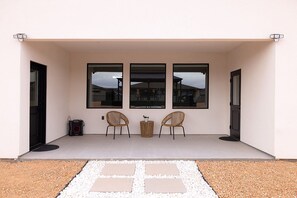 Exterior - The Mustang Collection 55 Newly Built Desert Retreat (Page)