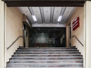 House | Reception - Super Collection O Lotus Grand (Hyderabad)