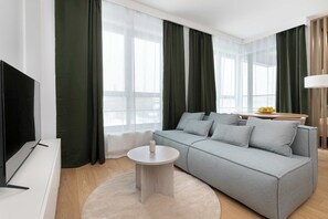 TV - Comfortable Studio in Gdansk | Balcony, Parking, Air Conditioning (Gdańsk)
