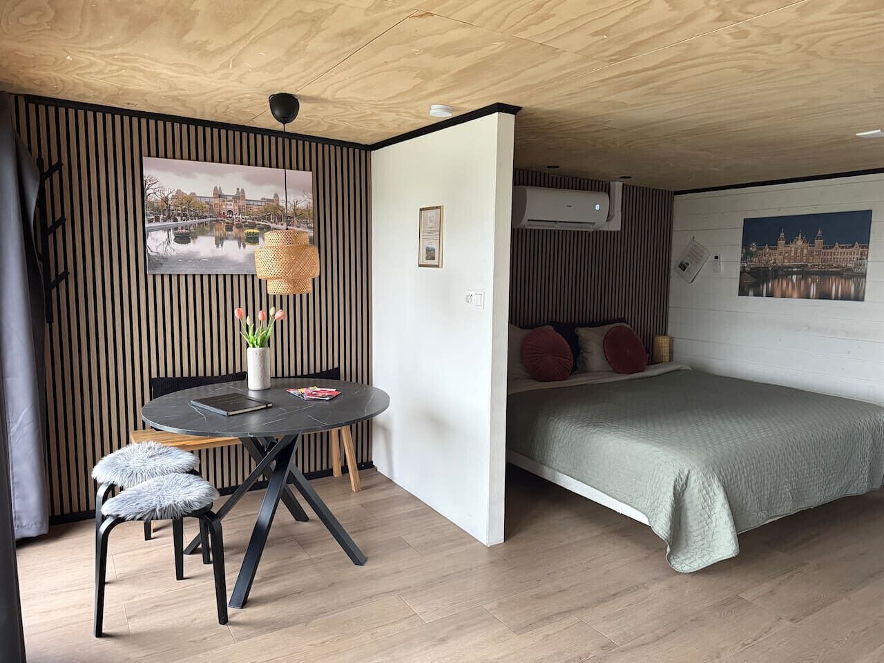 Desk, iron/ironing board, travel crib, WiFi