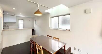 Terrific 3-bedroom villa with AC & Heat in Ikebukuro, straight bus to airport