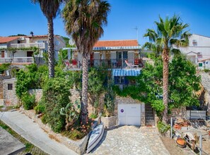 Apartment (A1 - TwoBedroom Apartment with Terrac) | Exterior - Golden Coast Apartments (Vis)