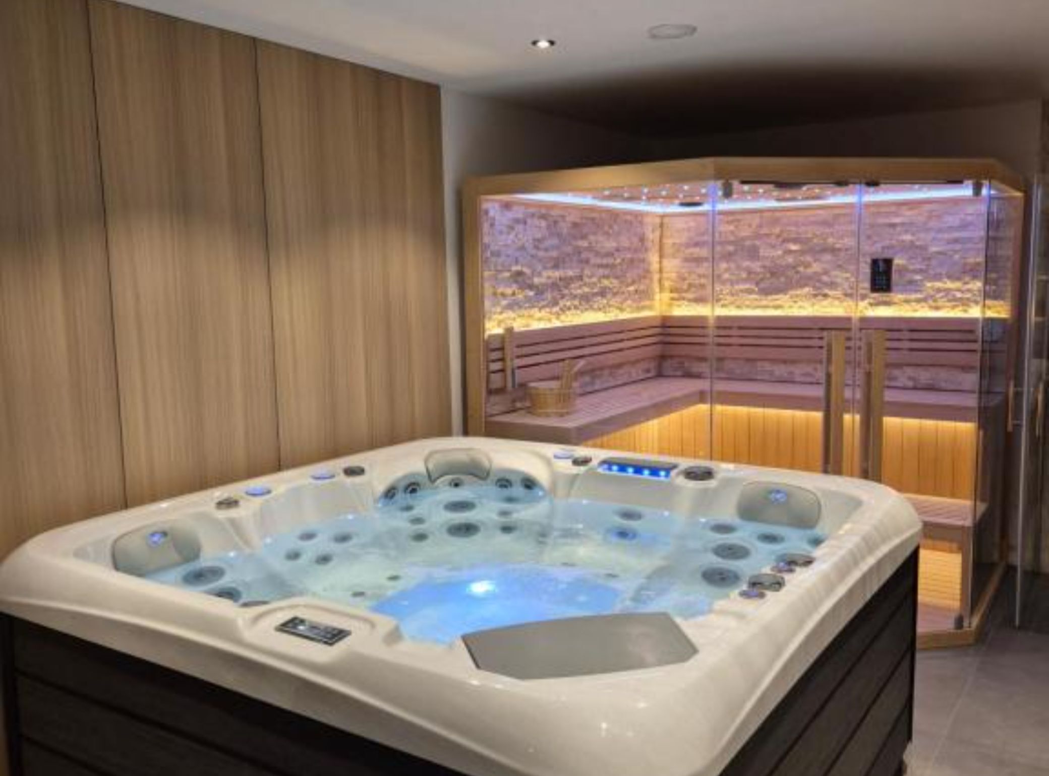 House (Two Bedroom Villa with the Pool) | Sauna