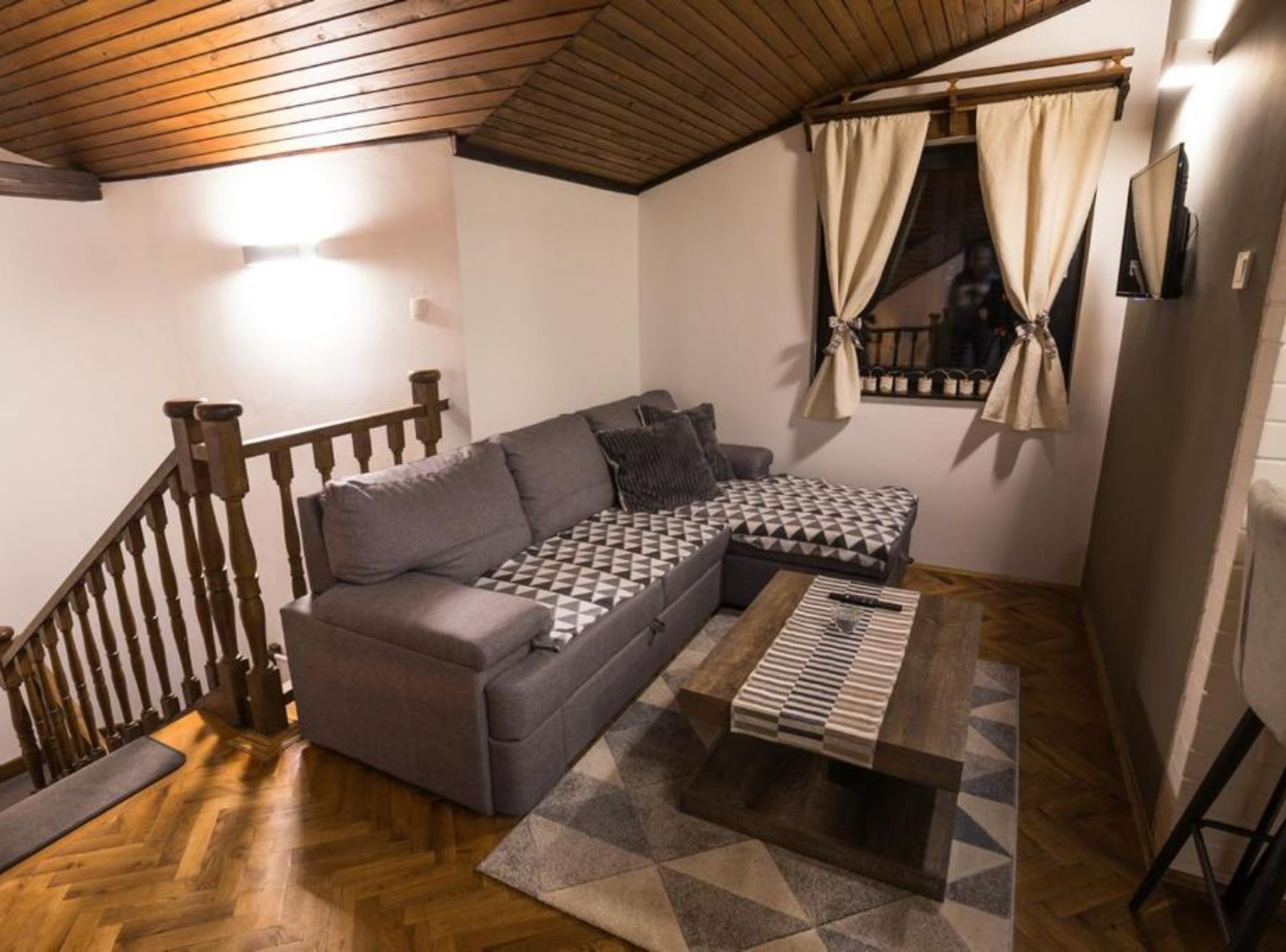 House (Two Bedroom Villa with the Pool) | Living room | 32-inch Smart TV with satellite channels