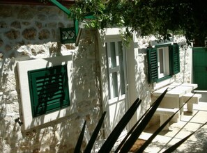 House (Holiday Home with Terrace) | Exterior