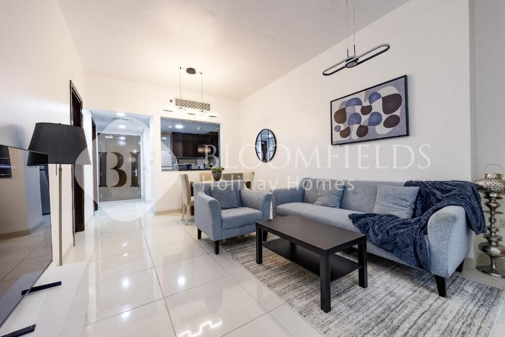 Apartment, Balcony, City View | Living area