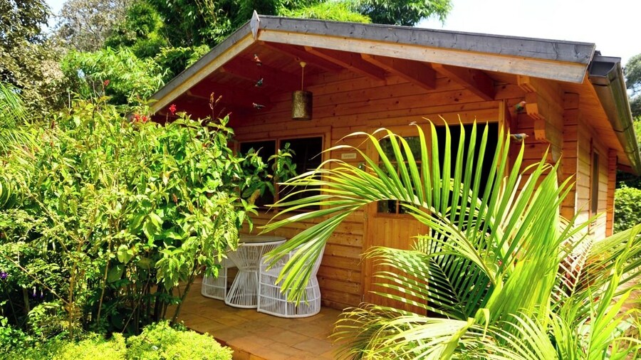 Severine Cottages And Lounge