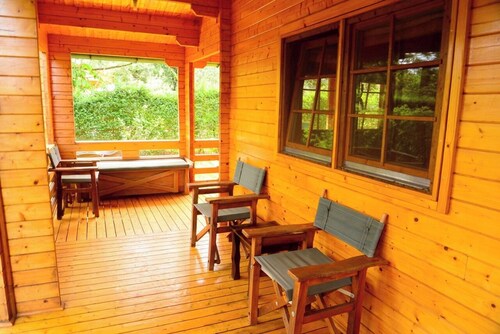 Severine Cottages And Lounge