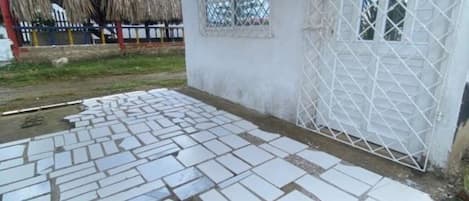 Enceinte de lâhĂ©bergement