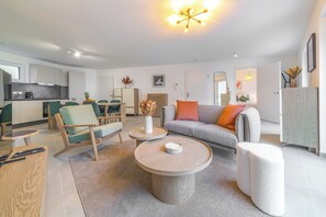 คอมฟอร์ทอพาร์ทเมนท์ | บริเวณนั่งเล่น