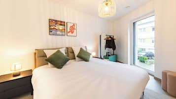 Comfort-Apartment | Schreibtisch, laptopgeeigneter Arbeitsplatz, kostenloses WLAN