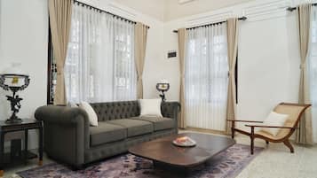 Villa, 3 Bedrooms | Living area