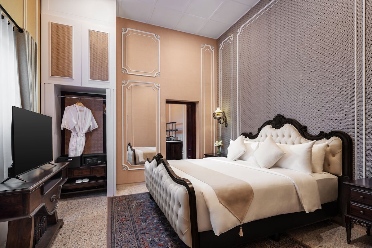 Biệt thự, 3 phòng ngủ | Minibar với thức uống miễn phí, két bảo mật tại phòng, bàn
