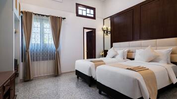 Villa, 3 Bedrooms | Minibar (free items), in-room safe, desk, laptop workspace