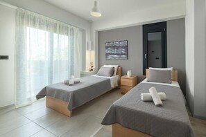 4 bedrooms, iron/ironing board, Internet, bed sheets - Harmony Villas Rhodes- Villa Paradise (Ialisos)