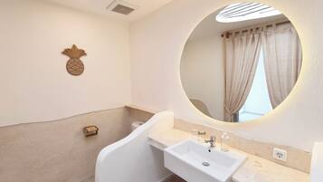 Luxury Villa, 3 Bedrooms, Pool View | Bathroom | Shower, free toiletries, towels, soap