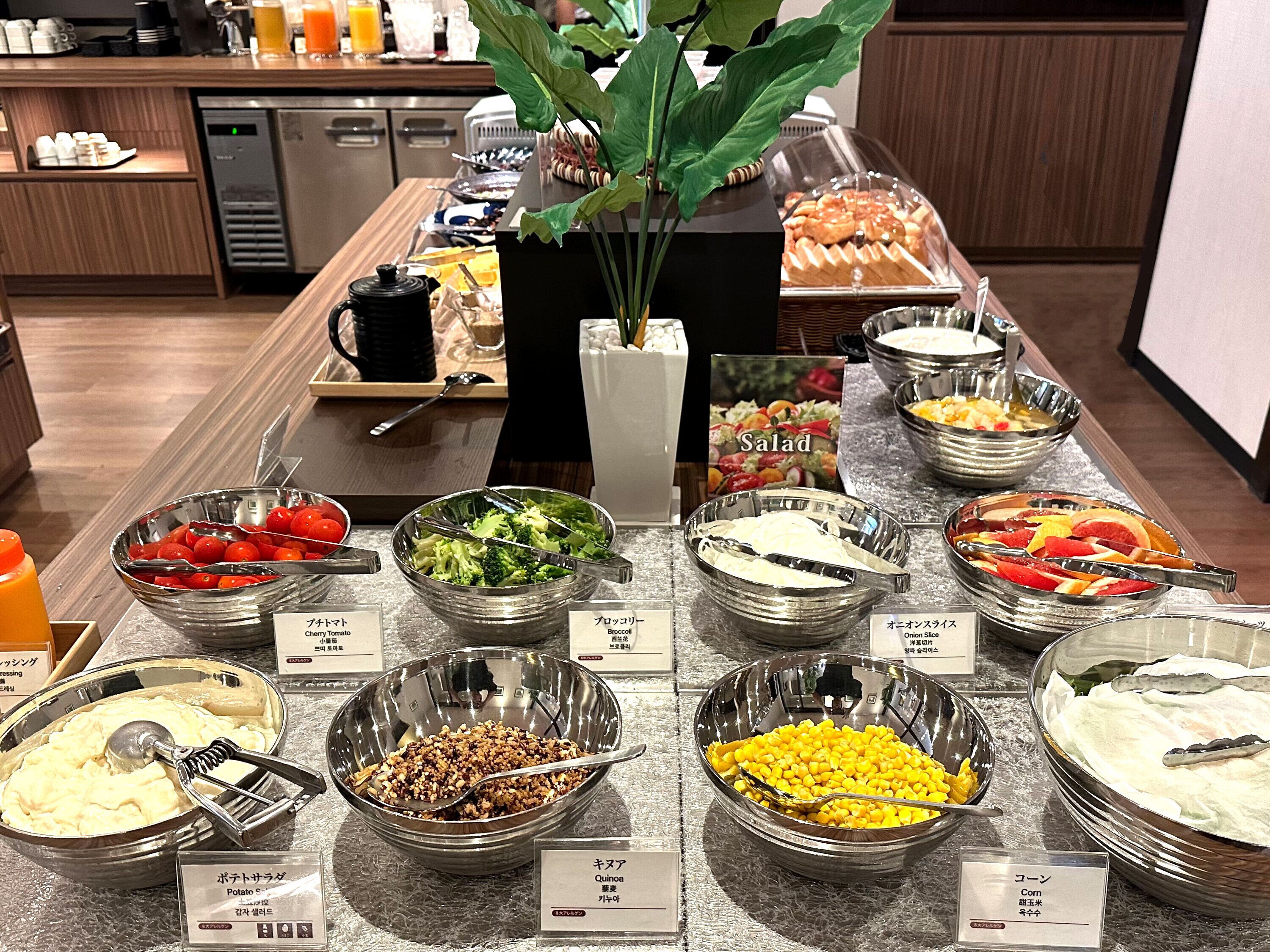 Daily buffet breakfast for a fee