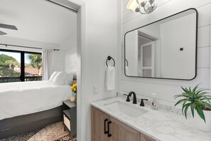 2 bedrooms, iron/ironing board, free WiFi, bed sheets - Beachside Home + Pool + Tennis Court + Near Pier Park | Sandbar Serenade (Panama City Beach)