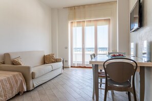 Studio, Balcony | In-room safe - Hotiday Gallipoli Lungomare (Gallipoli)
