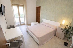 Studio, Balcony | In-room safe - Hotiday Gallipoli Lungomare (Gallipoli)