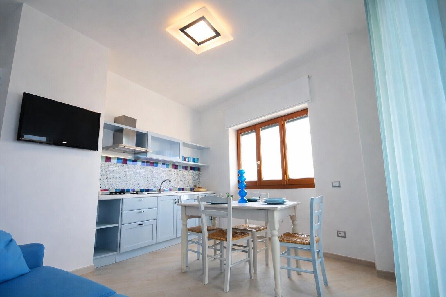 Studio, Balcony | In-room safe